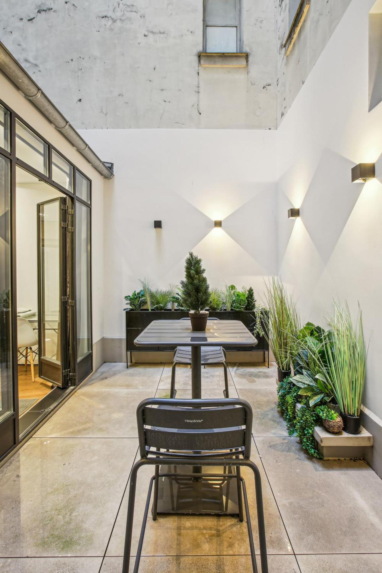 Luxury In The Heart Of St Germain A/c 3 Bedroom Outdoor