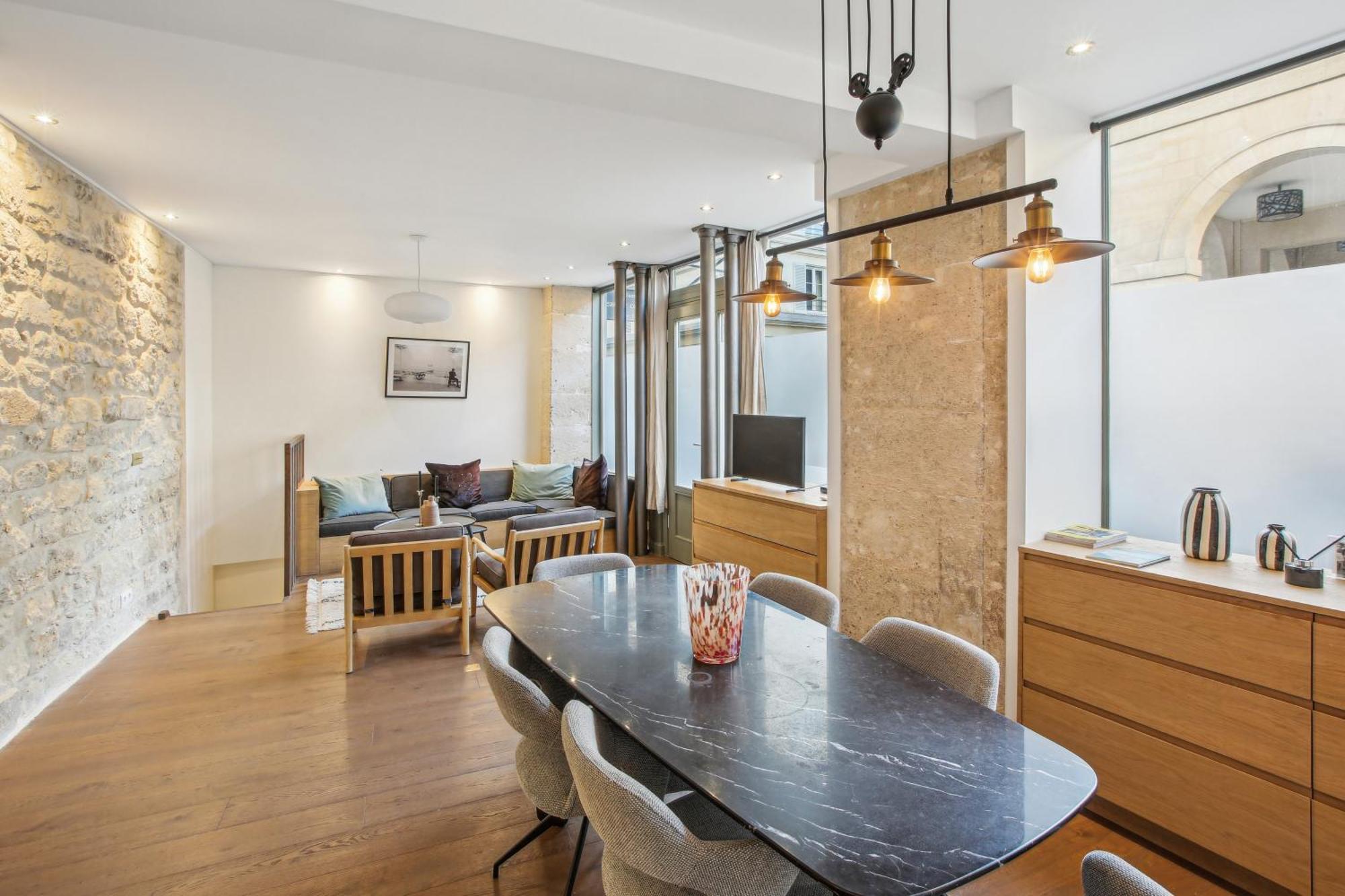 Luxury In The Heart Of St Germain A/c 3 Bedroom Outdoor Appartement