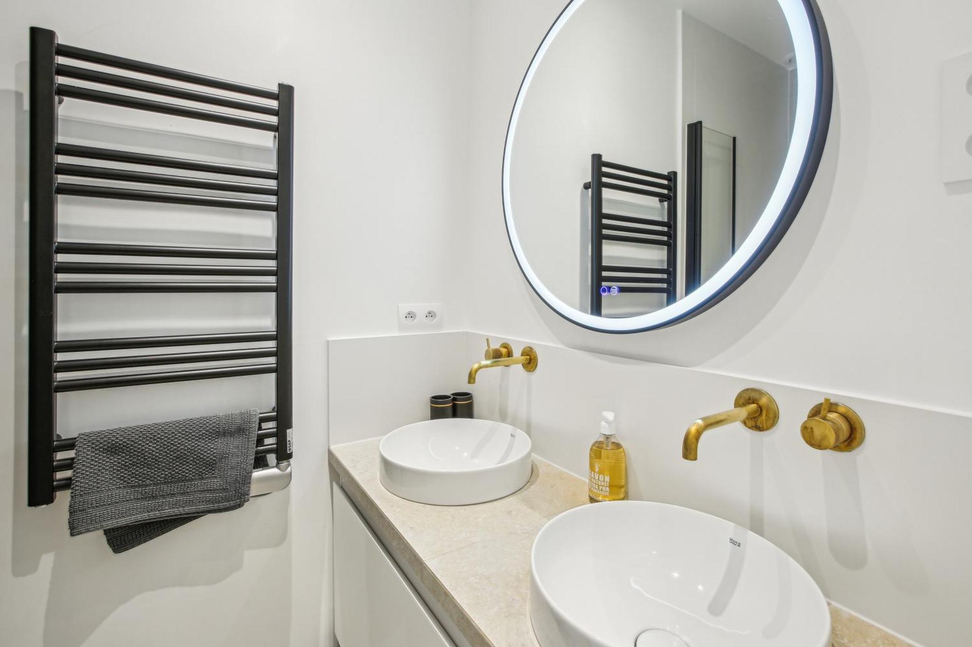 Appartement Luxury In The Heart Of St Germain A/c 3 Bedroom Outdoor Parijs