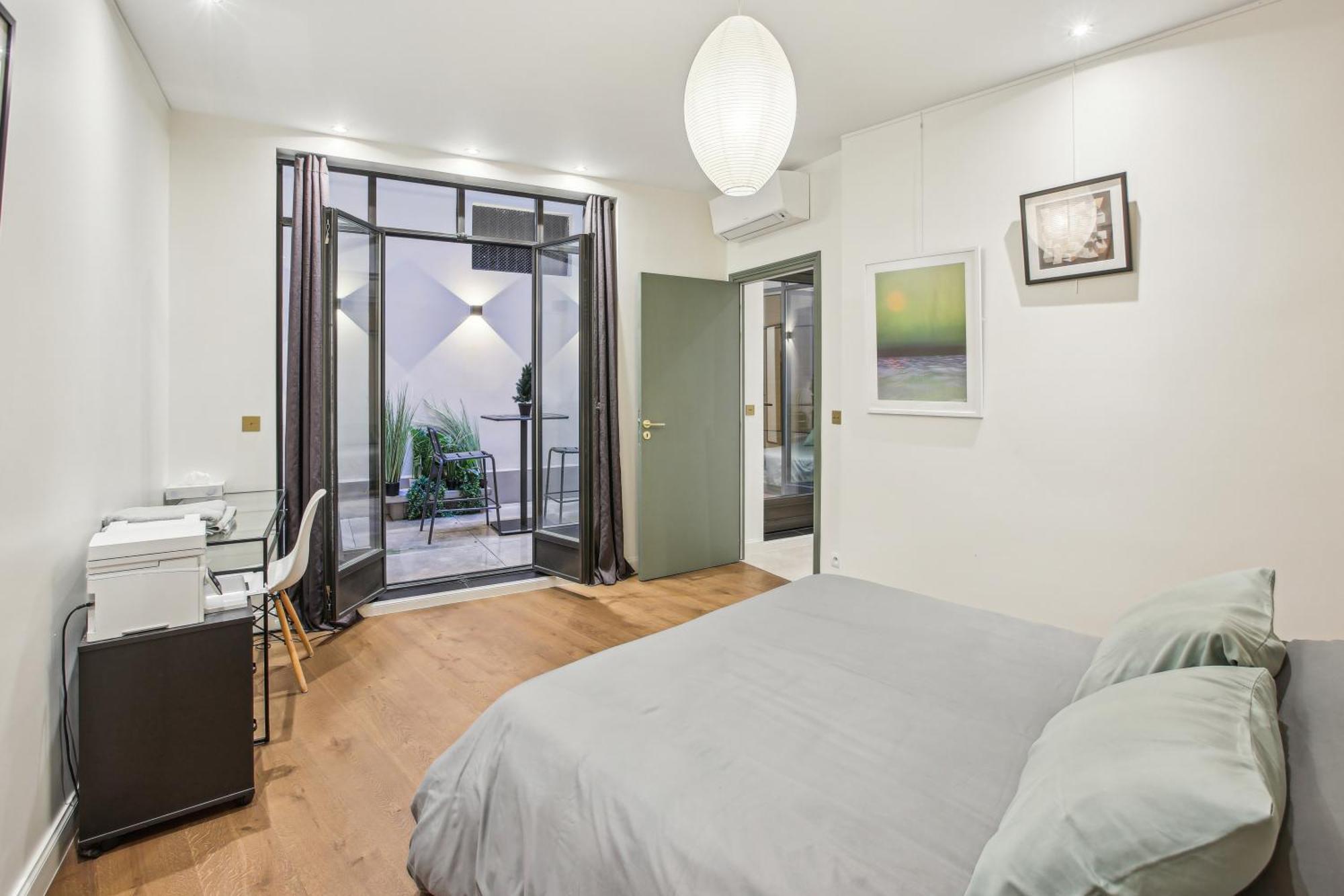 Luxury In The Heart Of St Germain A/c 3 Bedroom Outdoor * Parijs